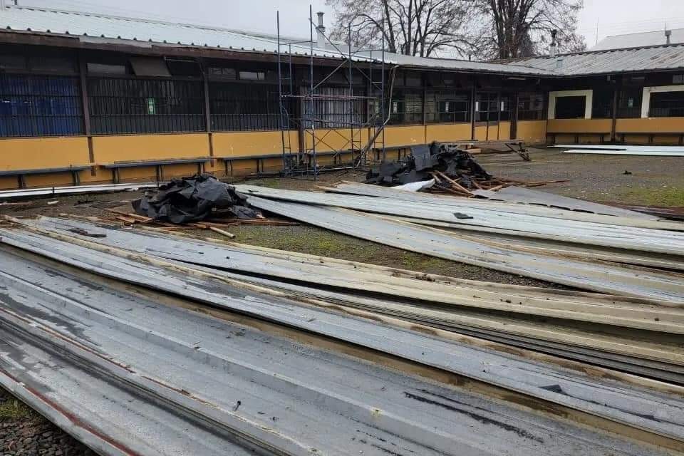 MEJORAS EN LICEO B-6 DE PURÉN