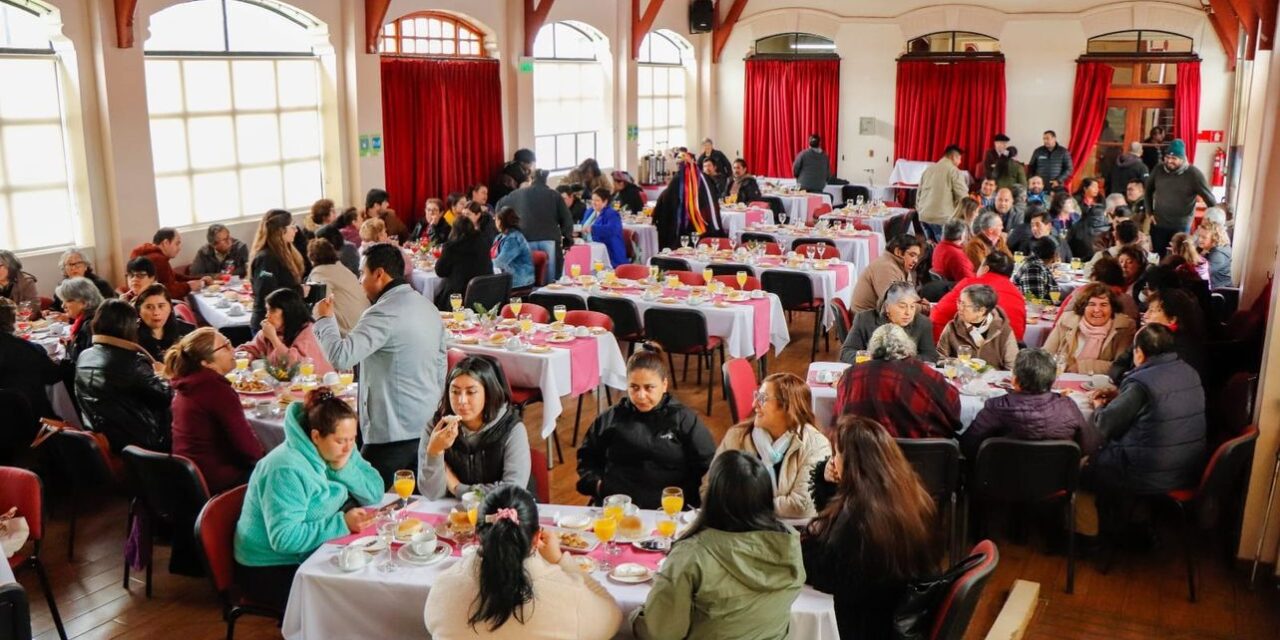 MUNICIPALIDAD DE PURÉN CELEBRÓ A LOS DIRIGENTES Y DIRIGENTAS SOCIALES