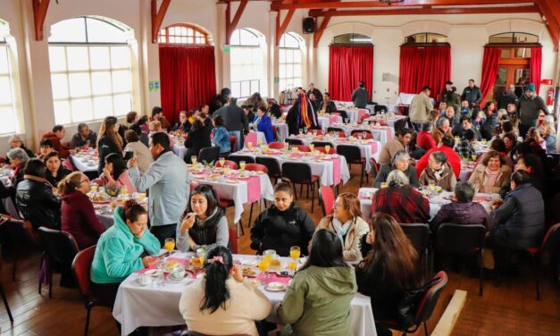 MUNICIPALIDAD DE PURÉN CELEBRÓ A LOS DIRIGENTES Y DIRIGENTAS SOCIALES