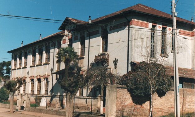 SALUDO A PURÉN DE MIS AÑOS ESCOLARES