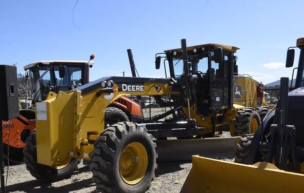 PURÉN: NUEVAS MAQUINARIAS PARA EL MEJORAMIENTO DE CAMINOS